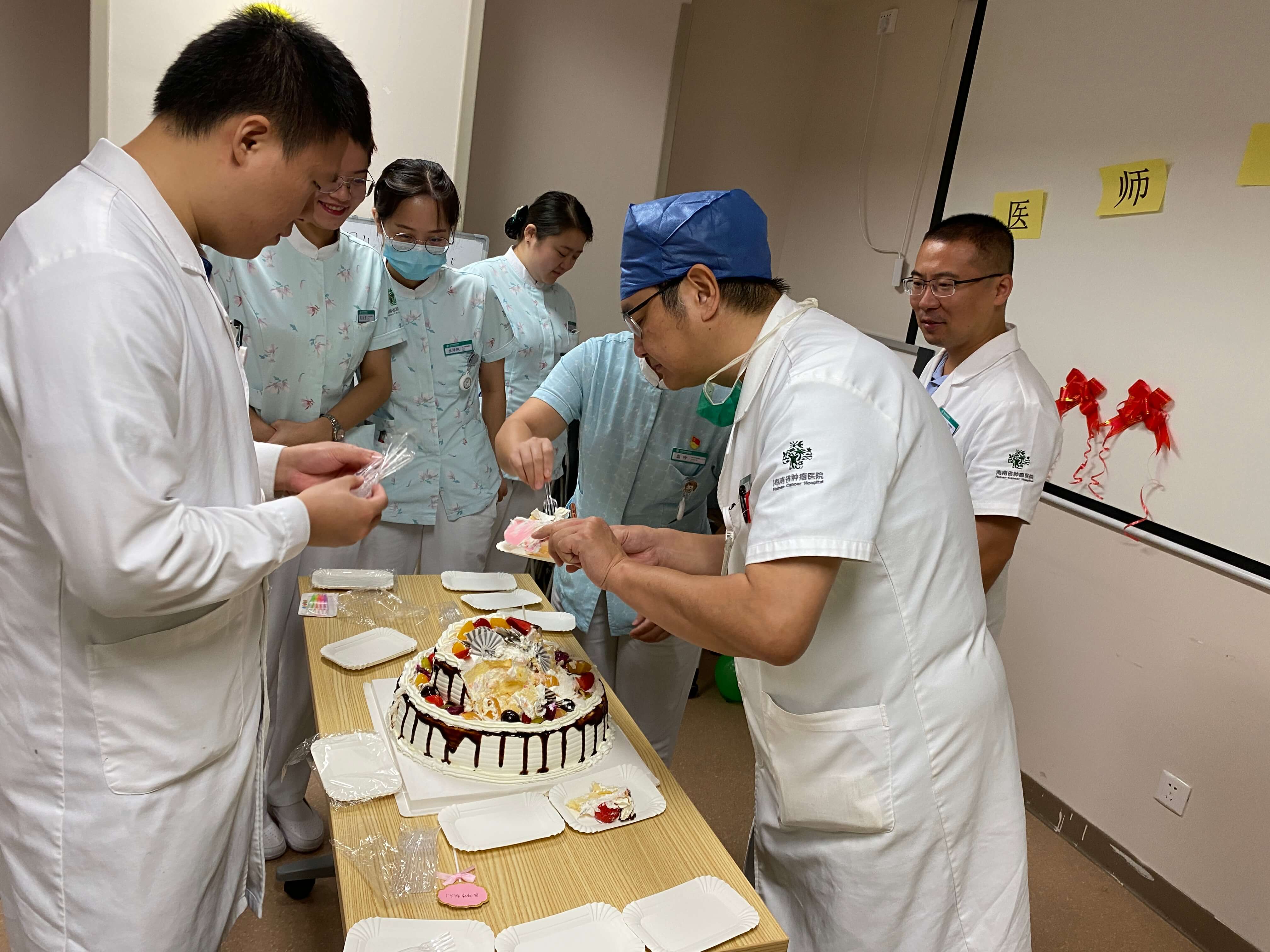 中国医师节|医路同行，感恩有你